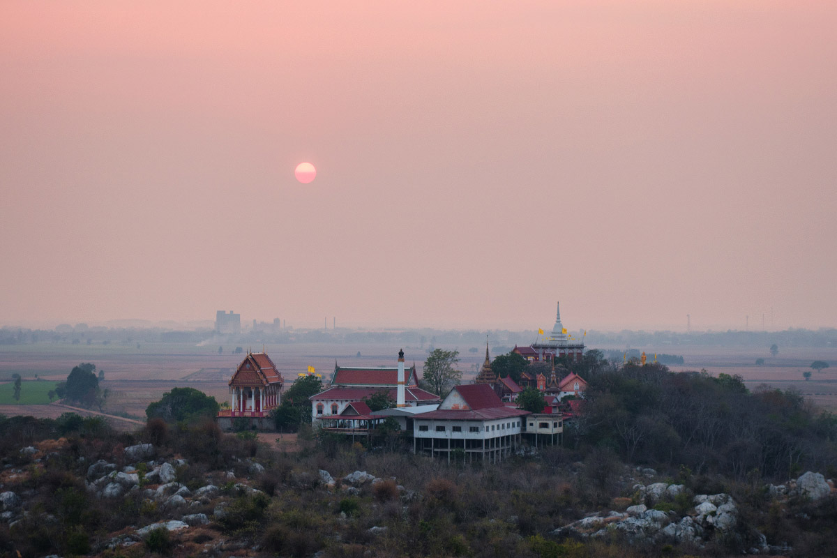 ワット・カオサモーコーン