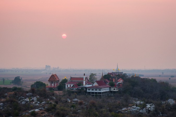 ワット・カオサモーコーン