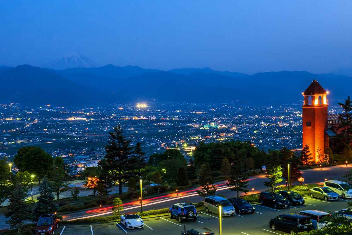 笛吹川フルーツ公園