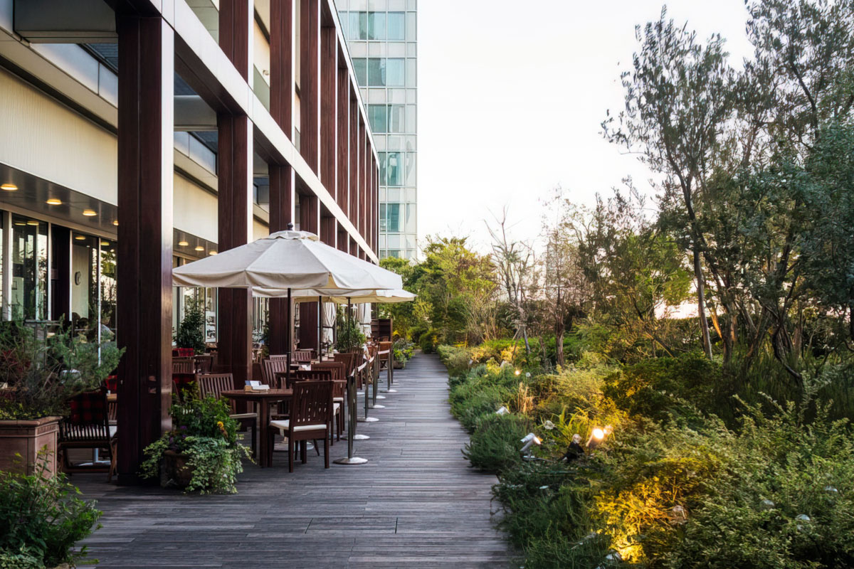 新宿高島屋タイムズスクエア ホワイトガーデン