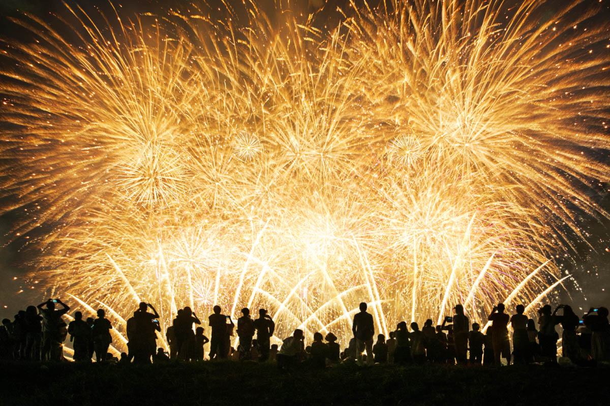みさとサマーフェスティバル花火大会